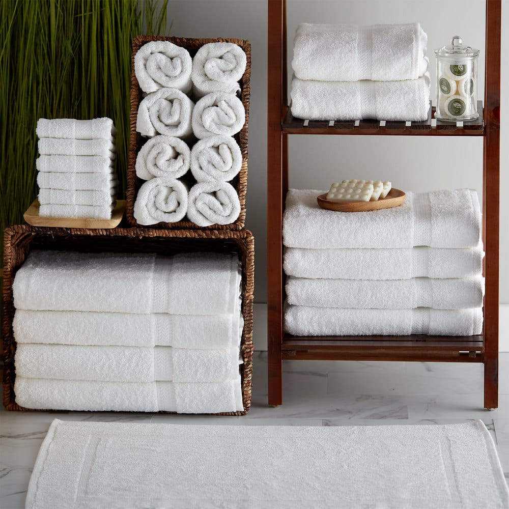 Floor best sale towel bathroom